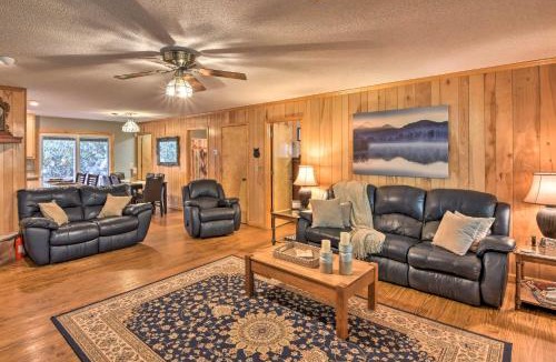 Lakemont House | Secluded 'Lavinder Laurel Leaf Cottage' Near Creek