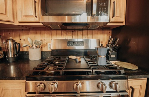 Schenevus Cabin | Secluded Lodge on 56 Acres Firepit Creek