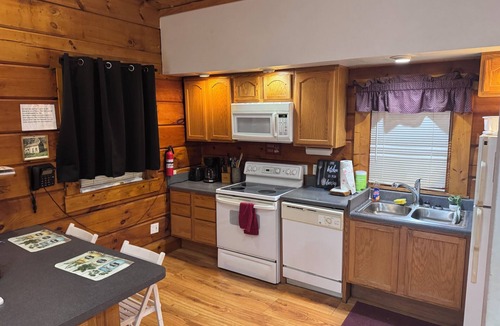 Stanley Cabin | Secluded log cabin, fireplace, wi-fi, hot tub on deck!! Secluded on 6 acres