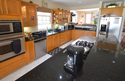 Christie Villa | Secluded luxury 5 bed villa in the trees- pool/gym