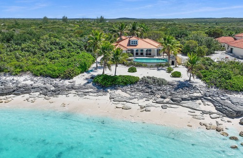 Sandy Point Villa | Secluded Luxury Beachfront Villa - Pristine Beach & Private Pool