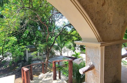 Salina Grande Apartment | Secluded Mid-Island Hacienda