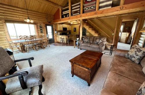 Ennis House | Secluded Montana Cabin with Stunning Madison River Valley Views, Near Ennis, MT
