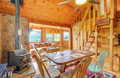 Warne House | Secluded Mountain Cabin w/Decks + Gazebo!