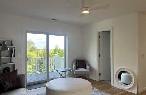 North Fork House | Secluded North Fork Wine Country Gem on Long Island Sound