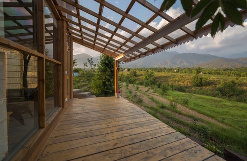 Gopalpur Cottage | Secluded Red Cedar Cottage, Palampur