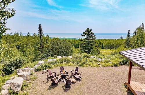 Little Marais House | Secluded retreat with breathtaking views of Lake Superior and private Hot Tub