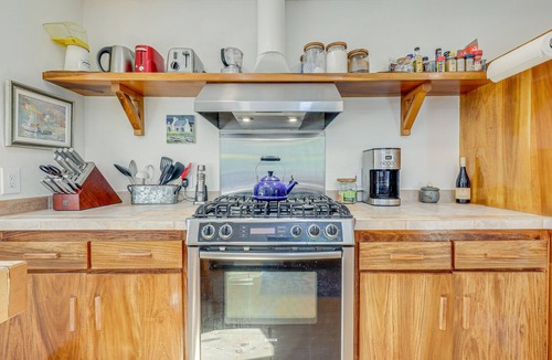 Duncans Mills House | Secluded Russian River retreat: nature & privacy in pastoral Duncans Mills.