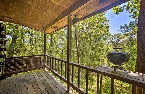 Eureka Springs Cabin | Secluded Studio 1 mi to Thorncrown Chapel