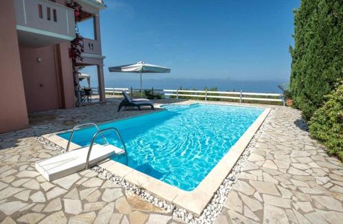 Evgiros Villa | Secluded, sunset, beaches, walk to village-Melina