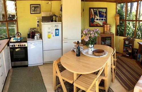 Kenepuru Head Cabin | Secluded Vacation Rental with Private Hot Tub in Marlborough, South Island
