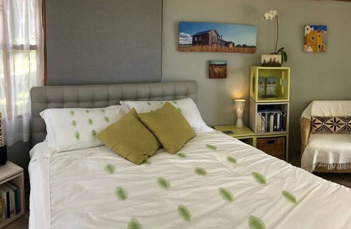 Kenepuru Head Cabin | Secluded Vacation Rental with Private Hot Tub in Marlborough, South Island