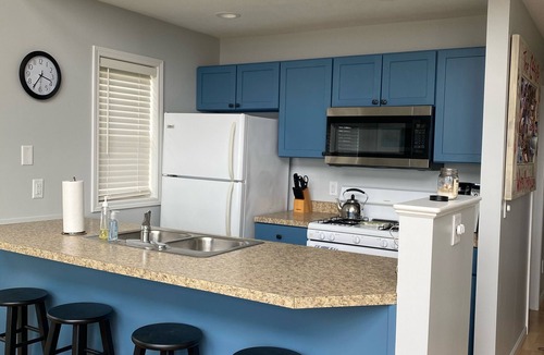 Arcadia House | Secluded Waterfront Beach ~ Stunning Sunsets ~ WIFI & AC ~ August Availability