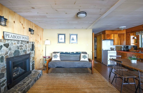 Sebago Cottage | Secluded Waterfront Cottage on Peabody Pond – Perfect Maine Escape