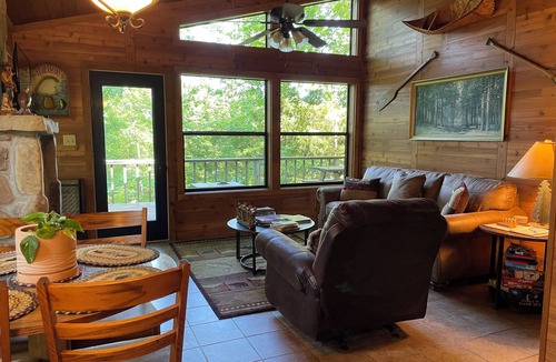 Marshall Cabin | Secluded yet within minutes of your favorite outdoor activities!