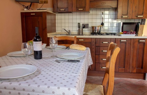 Gambassi Terme Apartment | Second floor apartment approx 50 sqm 1 bedroom 1 bathroom with shower 4 beds