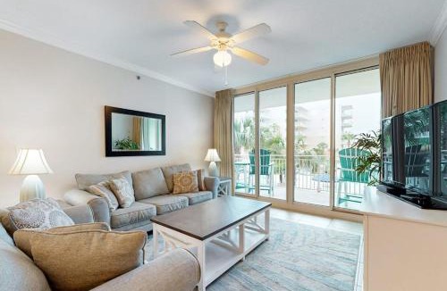 Fort Walton Beach House | Second floor bright & Spacious condo with resort amenities ocean views & W&D