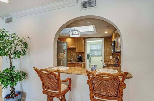 Marco Island Condo | Second Floor Condo with Shared Pool, Central AC, WiFi, W/D - Snowbird Friendly