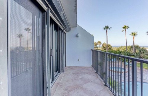Sand Key House | Second floor condo with pool and tennis court private WD and central AC