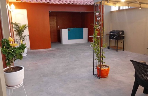 Santiago de Surco Apartment | Second floor Aprt in a safe area of Surco 20 min drive to Park Kennedy