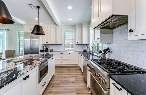 Mexico Beach House | Second Wind: Stunning MB 5 Bedroom Beachfront Home- Sleeps 20, Private Pool!