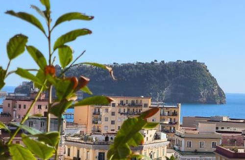 Bagnoli House | Seconda Stella a Destra