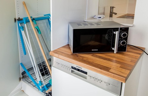 Innenstadt Apartment | SecondHome Stuttgart: 2 very nice vacation apartments in Esslingen for up to 17 pers