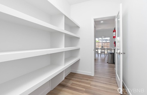 West Edmonton House | Secord | 4beds-3baths | AC | Main floor bedroom