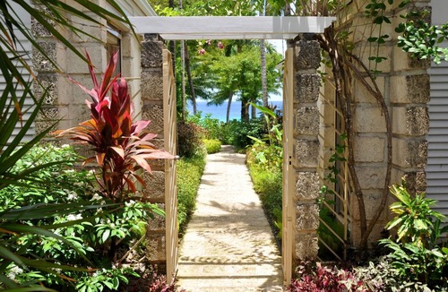 Durants Villa | Secret Cove 4 | a two-bedroom luxurious apartment with stunning sea views.