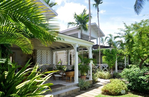 Durants Villa | Secret Cove 4 | a two-bedroom luxurious apartment with stunning sea views.