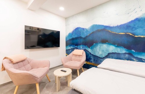 Strasnice Apartment | Secret Garden Studio
