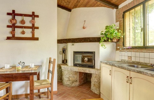 Lucignano Apartment | Secret Haven
