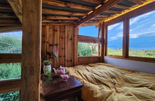 Dali Town House | Secret Moon