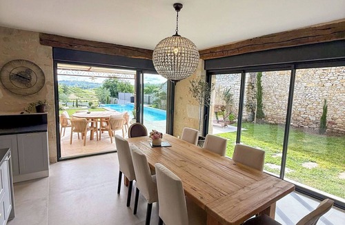 Landerrouat Villa | Secure heated infinity pool with valley views of vineyards, walk to restaurant.