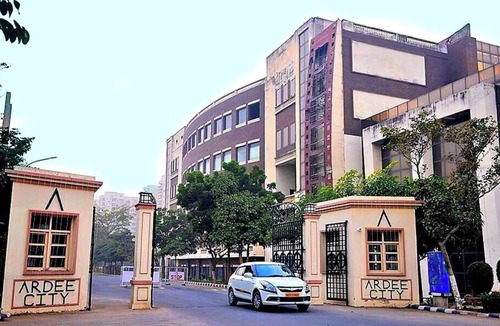 Gurugram Apartment | Security & Comfort 2 bedroom Apartment in Gurugram