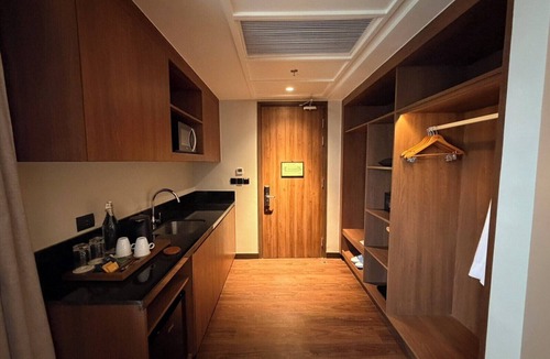 Poblacion District Hotel | Seda Abreeza Davao