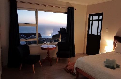 Blue Horizon Bay Apartment | See n Bos