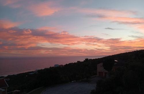 Blue Horizon Bay Apartment | See n Bos