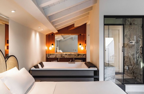 Portonovo Hotel | SeeBay Hotel