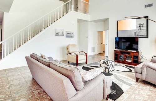 Seffner Community Alliance Villa | Seffner Home w/ Private Backyard: Near Tampa!