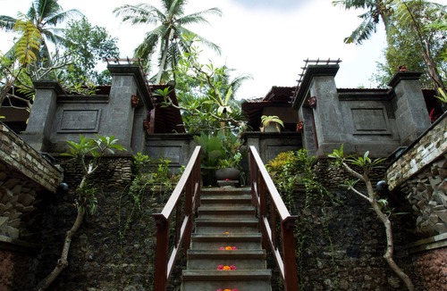 Kelusa Villa | Segening Villa