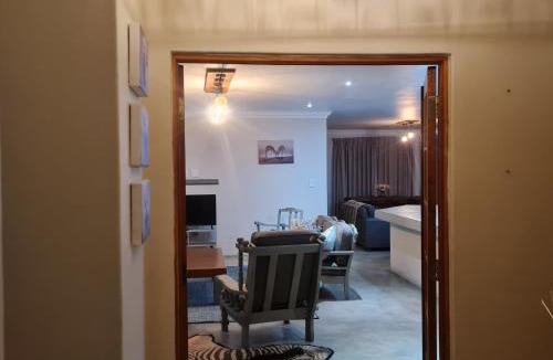 Roodeplaat Apartment | Sekelbos Cottage