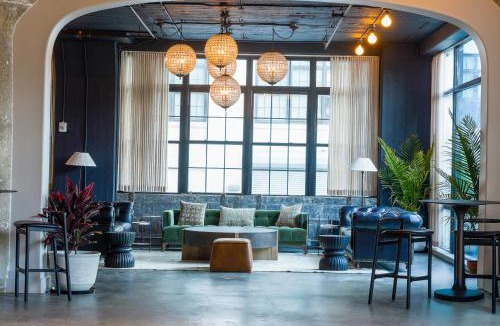 Clinton Hill Hotel | Sela V Hotel