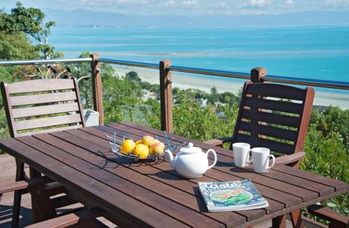 Tahunanui House | Selah Retreat