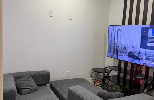West Edmonton Apartment | Selah Suite