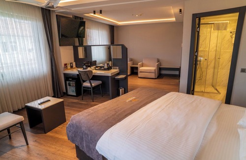 Konya City Center Hotel | Selcuk Hotel