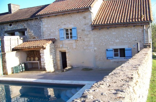 Saint-Martin-des-Combes House | Self-catering cottage with private pool in Dordogne Périgord
