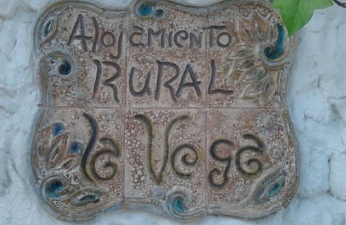 Cazalla De La Sierra Cottage | Self catering La Vega for 9 people