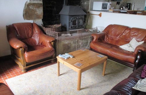 Sourdeval-les-Bois House | Self catering holiday farmhouse, beautiful scenery, hamlet, nr coast, Normandy