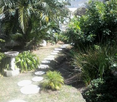 Sandbaai Apartment | Self Catering garden flat unit7 , Sandbaai